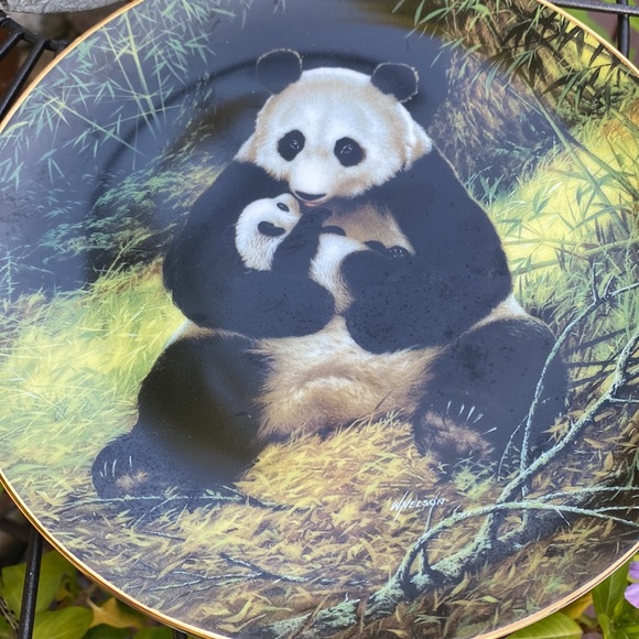 The Bradford Exchange “The Panda” collectors plate - Picture 3 of 5